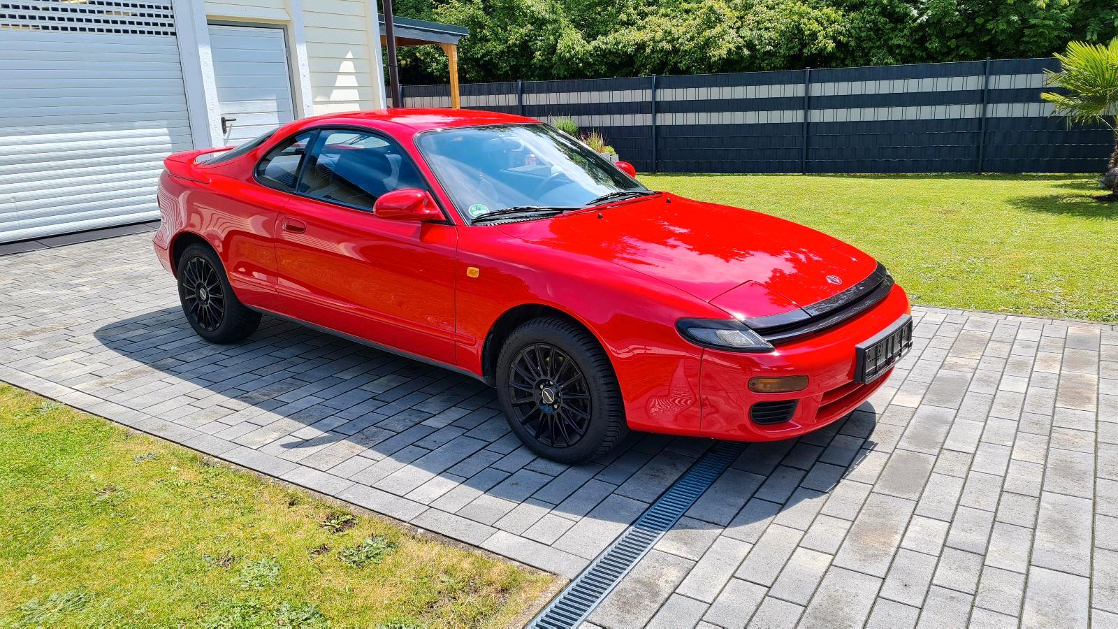 Abbildung des Autos Toyota Celica aus erster…
