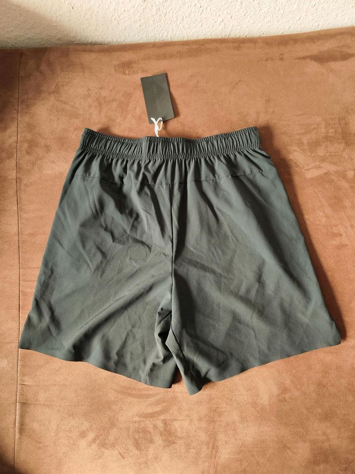 Sportshorts/ Trainingshose Herren Gr M Neu in Hamburg