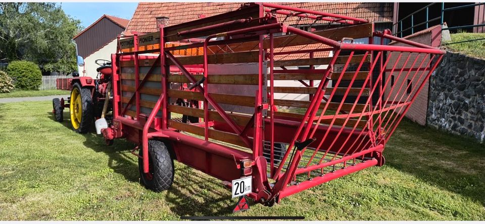 Ladewagen von Pöttinger in Callenberg b Hohenstein-Ernstthal