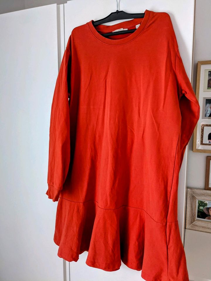 Kleid Sweat Volant Esprit Pullover 42 in Brieselang