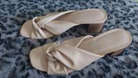 Deichmann Graceland Pantoletten Damen Schuhe Sandaletten creme 41 Bayern - Augsburg Vorschau