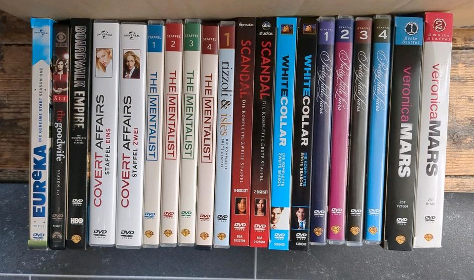 Serien-DVDs, u. A. Veronica Mars, Scandal, Pretty Little Liars in Bremen