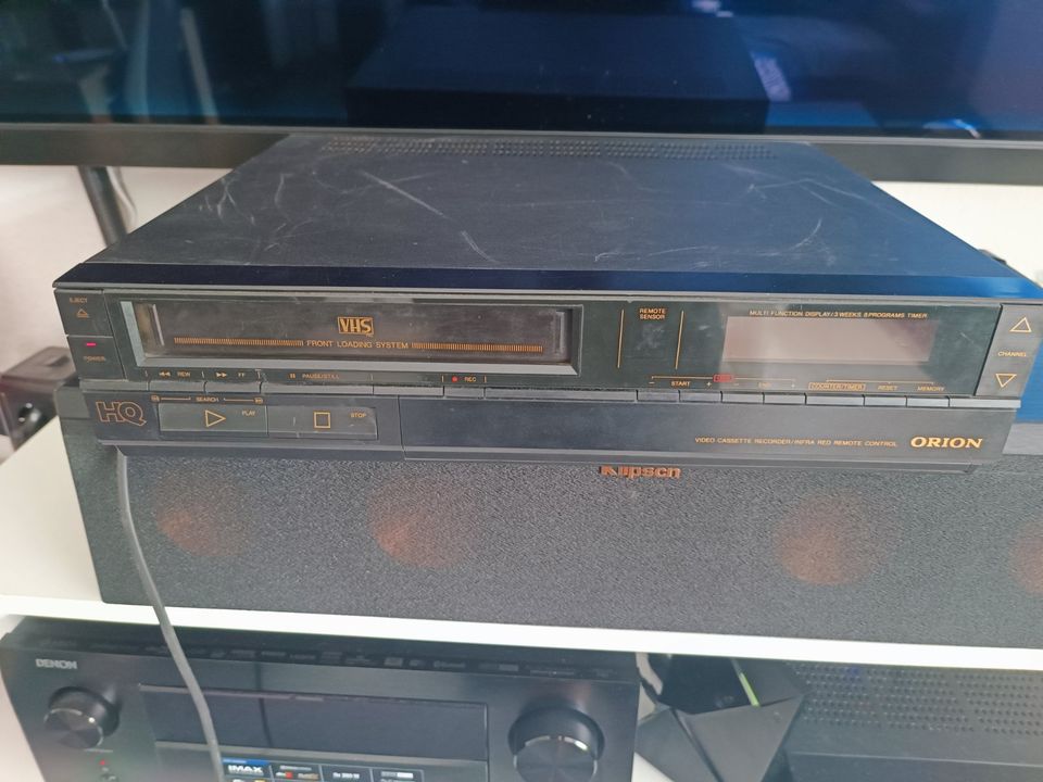 2x VHS und 1x DVD-VHS Recorder ohne FB in Bensheim