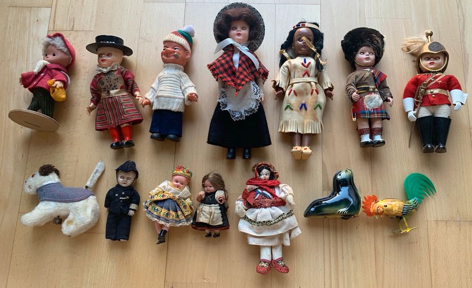 Alte Puppen Konvolut in Bremen