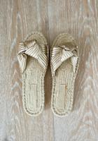 ASOS Pantoletten Sandalen  Größe 40 Champagner Neu Stuttgart - Zuffenhausen Vorschau