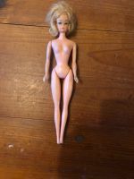 Barbie Puppe nackt aus den 70 er Jahre. Schleswig-Holstein - Boostedt Vorschau