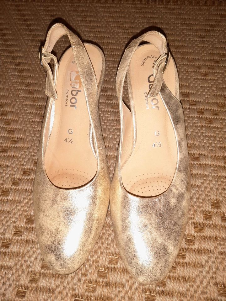 Pumps Schuhe Gold von Gabor 4 1/2 in Wieck am Darß