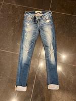Hollister Jeans Saarland - Schwalbach Vorschau