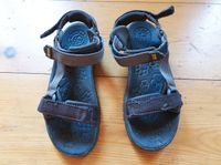 Jungen Jack Wolfskin Outdoor Sandalen schwarz grau Gr. 35 Berlin - Schöneberg Vorschau