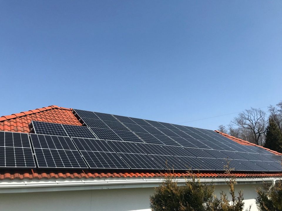 Photovoltaik Team sucht Aufträge. DC in Hamburg