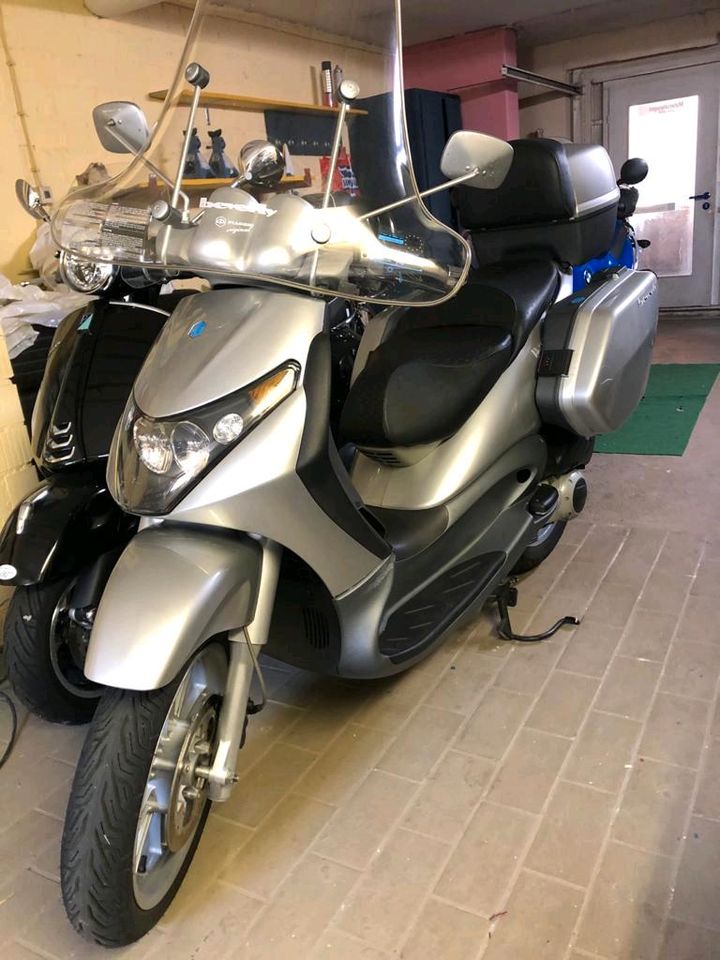 Vespa Beverley Roller 200ccm, Bj2001, 20.500 km in Singen