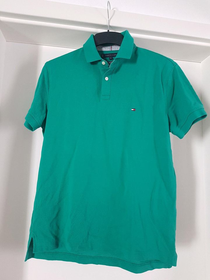 Poloshirt Tommy Hilfiger Gr. M grün in Donaustauf