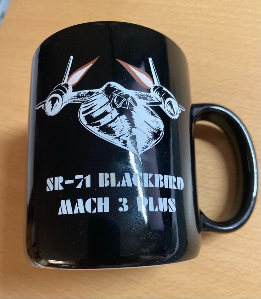 Becher "SR-71 Blackbird Mach 3 Plus" Fb. schwarz in Achtrup
