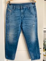 NEUE JEANS FIRMA DIESEL GR. 29 (36/38) Niedersachsen - Celle Vorschau