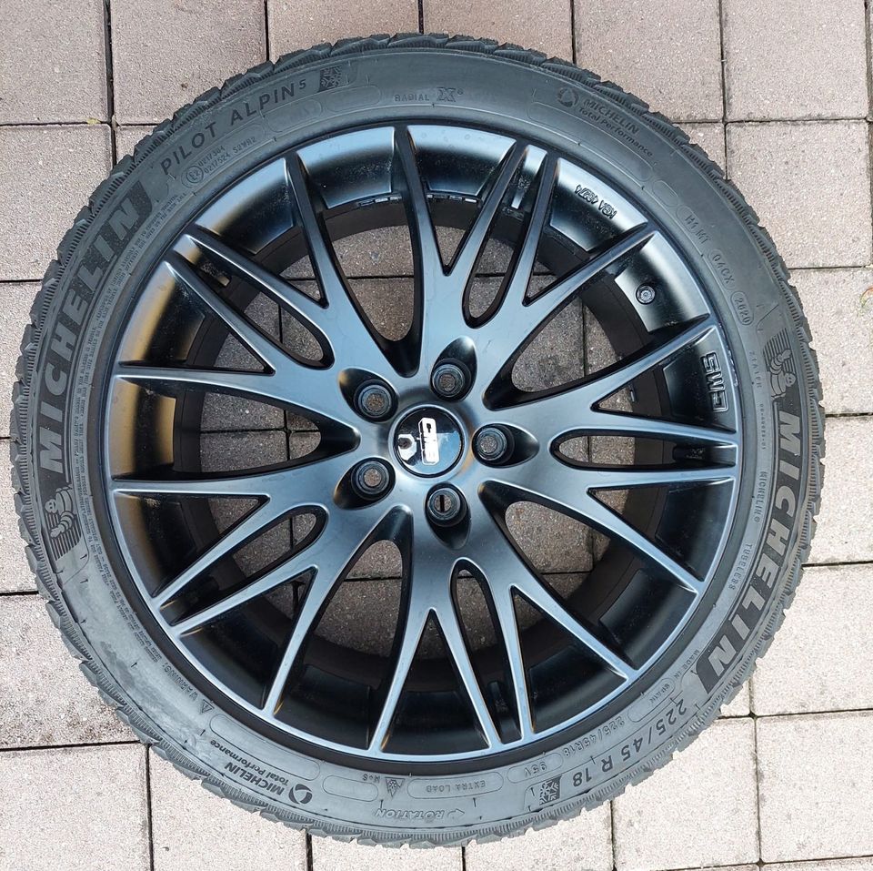 4x CMS C8 18Zoll Alufelgen mit Michelin Pilot Alpin 5 in München