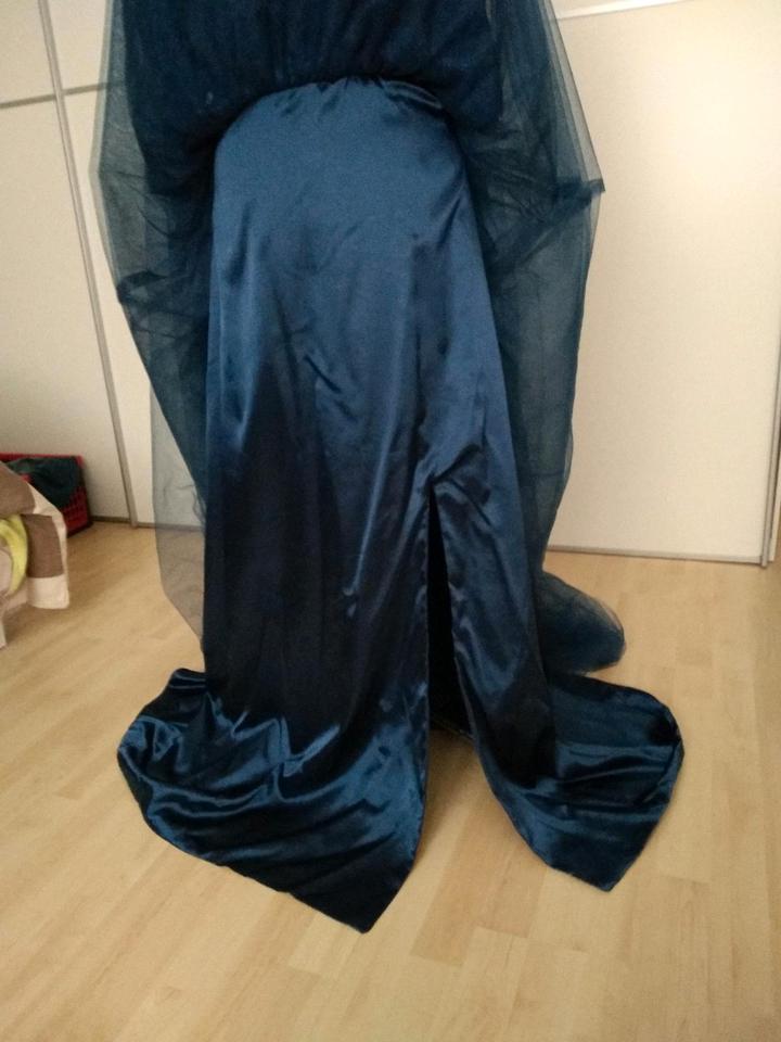 Ungetragenes Abendkleid Größe 38/40 in Weiden (Oberpfalz)