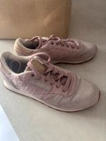 Kaum getragene Reebok Sneaker Damen 37,5 alt rosa Altstadt-Lehel - München/Lehel Vorschau