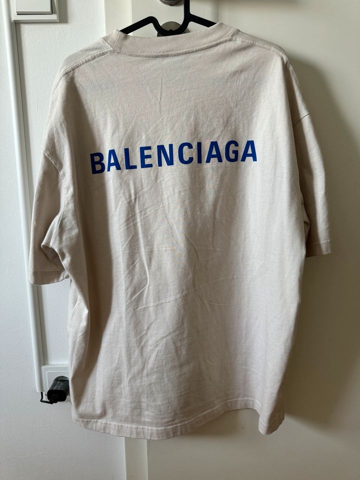 Balenciaga Overzise Tshirt Unisex - Gr. M in München