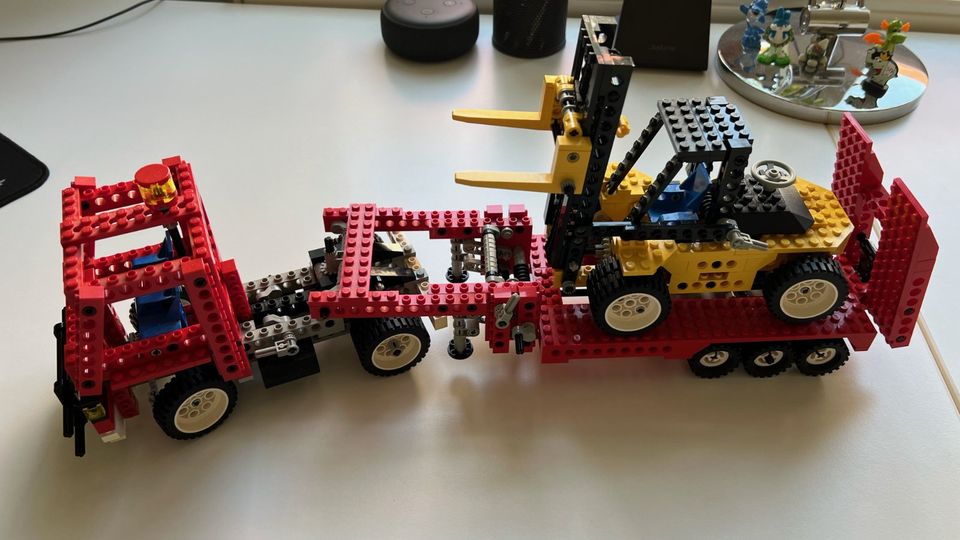 Lego 8872 - Forklift Transporter Truck in Hannover