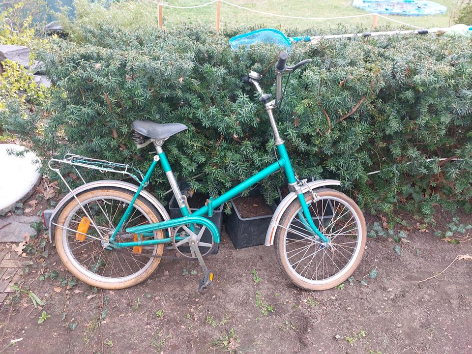 Klapprad aus der DDR in Berlin