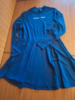 Nagelneues Kleid von Tommy Hilfiger blau 3XL Logo Niedersachsen - Großefehn Vorschau
