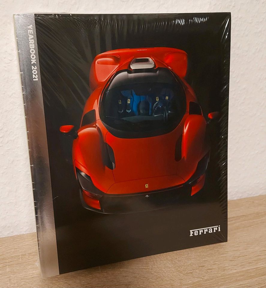 Ferrari Yearbook 2021 in Barsbüttel