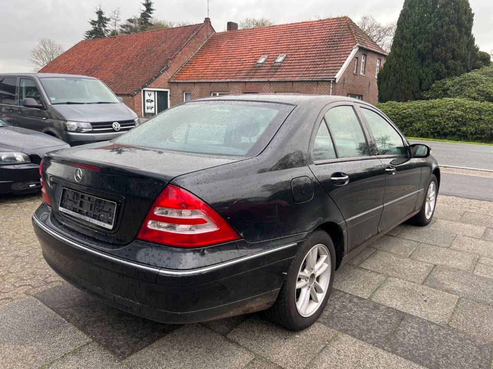 Mercedes-Benz C200 LIM KOMPRESSOR ELEGANCE*KLIMA*SHZ*LM*L/S*WR in Friedeburg