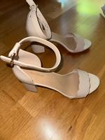 Rosa Schuhe Berlin - Köpenick Vorschau