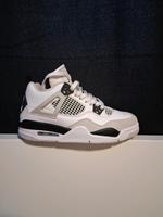 Jordan 4 military black Bayern - Taufkirchen München Vorschau