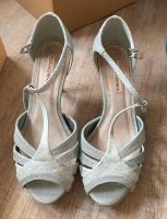 Schuhe von Menbur Hochzeit Party Bremen - Oberneuland Vorschau