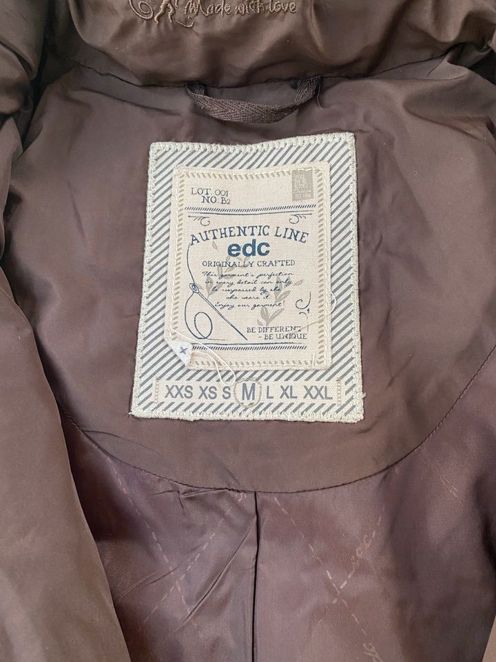 EDC by Esprit Daunenmantel braun mit Kapuze M (36/38), Top in Ingolstadt