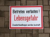 DDR Schild "Zutritt verboten! Lebensgefahr" Alt Antik Sachsen - Stolpen Vorschau