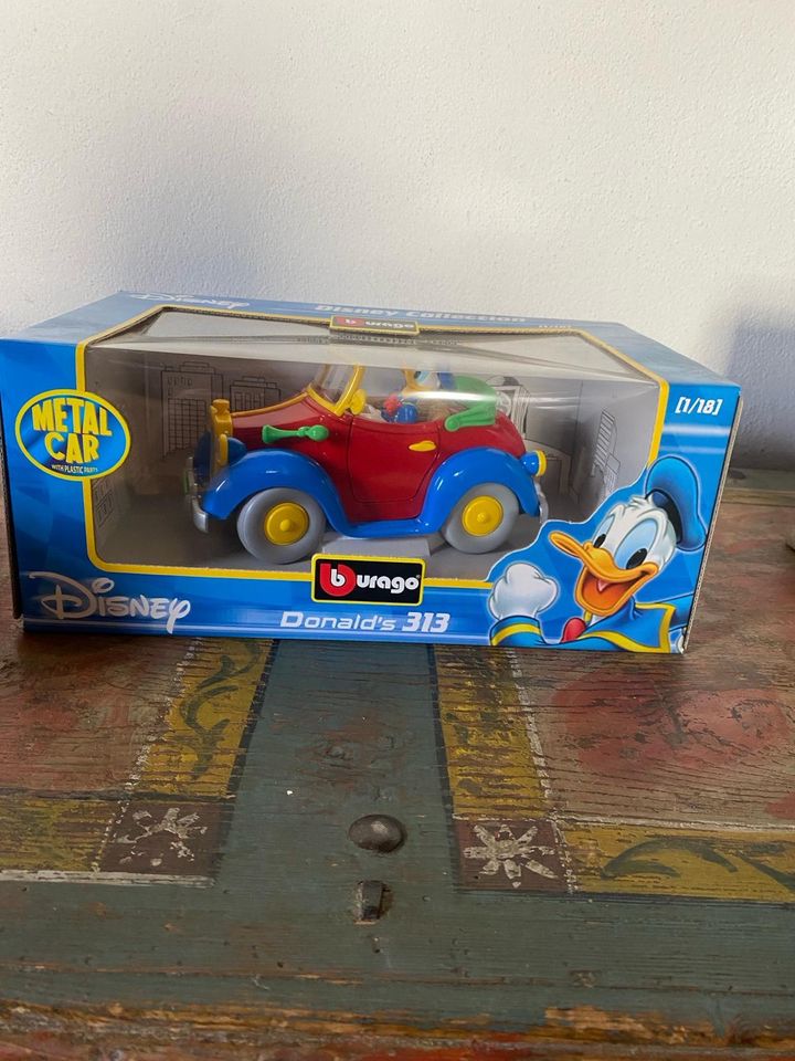 Burago 1:18 Disney Collection Car Auto Donalds 313 Donald Duck in Landshut