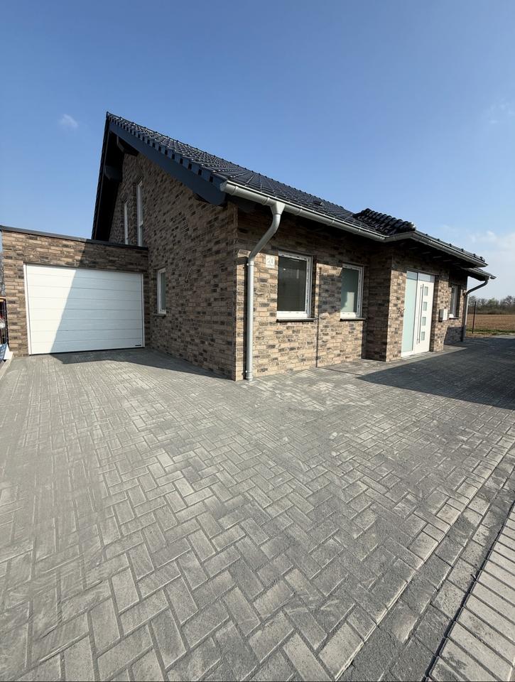 Neubau Freistehendes Haus mit Garage und Garten zu vermieten in Titz