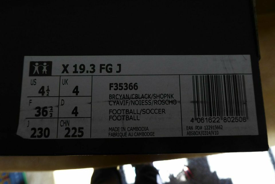 Adidas Fußballschuhe Gr. 36 2/3 hellblau -gebraucht- in Seehausen a. Staffelsee