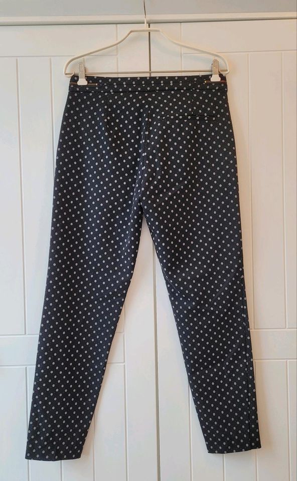 Chino-Hose, slimfit, Gr. 36 (Damen) in Uetze