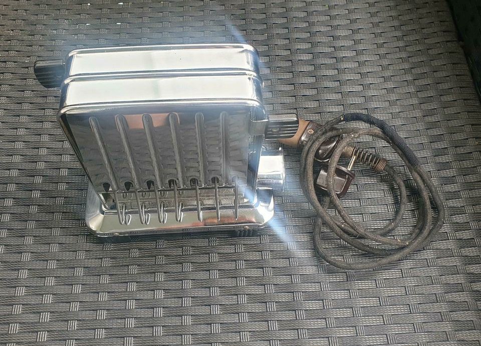 1953 Inventum Toaster, Vintage Super Zustand funktioniert in Essen