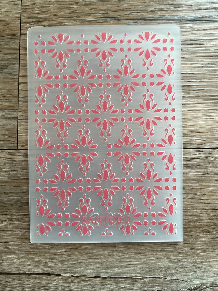 Embossing Folder Präge von Sizzix Santoro Cuttlebug in Kehl