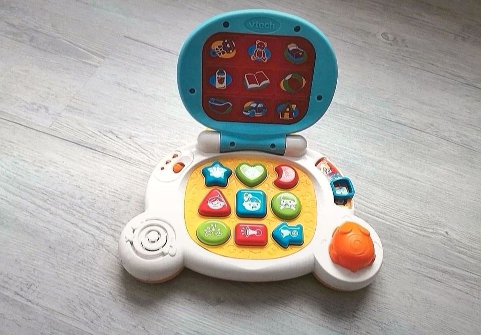 Vtech mein erstes Laptop Lern PC in Giesen