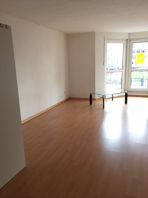 1 Zimmer-Appartement (44 qm) Nähe TU Chemnitz + Stellplatz in Chemnitz