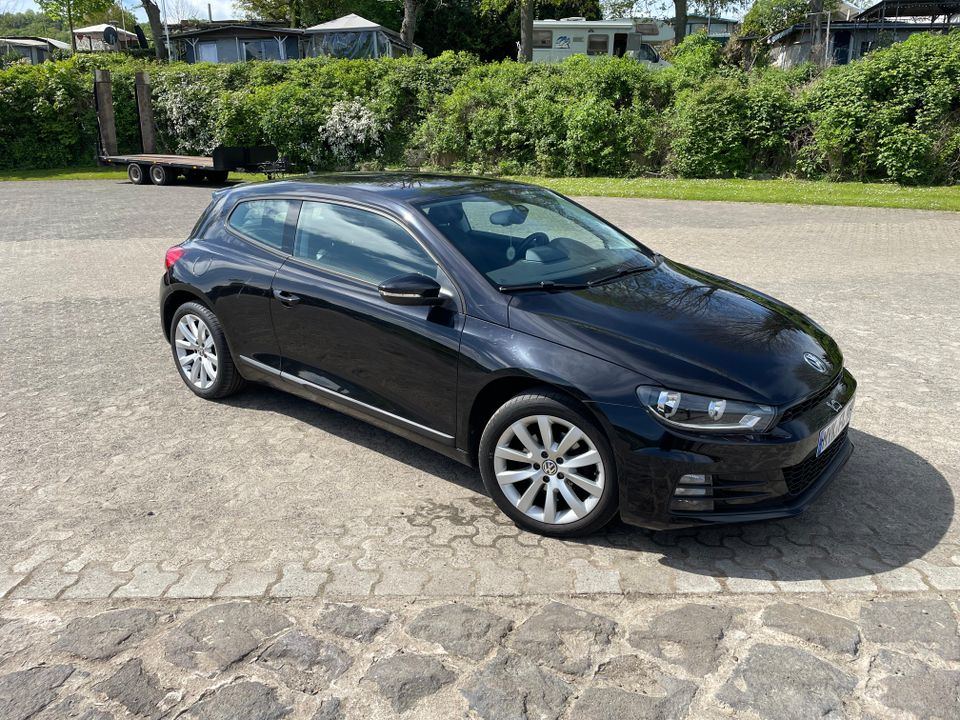 Volkswagen Sirocco 1.4 TSI BlueMotion Technology in Rhens