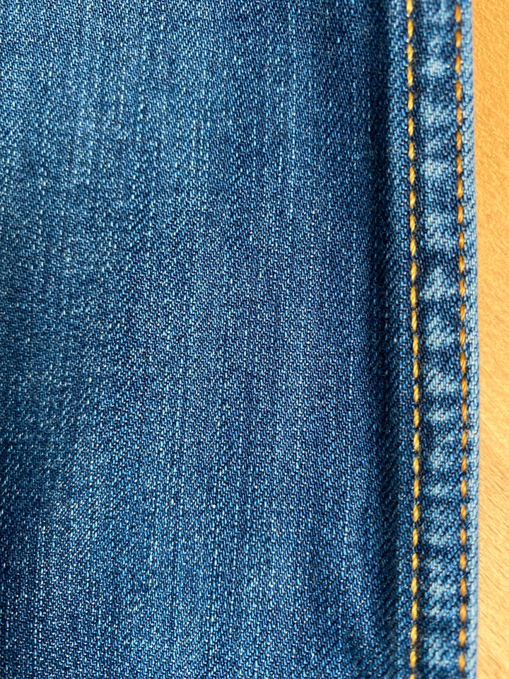Levi’s 504 straight; Jeans; blau in Kottenheim