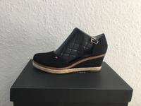 Schuhe Tommy Hilfiger Elba Gr. 40 Iconic Elba Basic Closed Toe Hessen - Darmstadt Vorschau