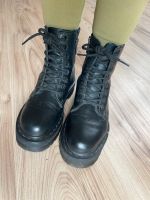 Dr. Martens Plateau Springerstiefel Kr. Altötting - Burghausen Vorschau