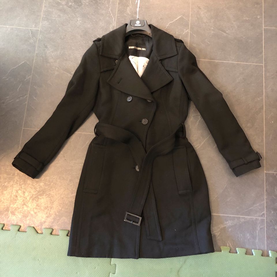 36 Drykorn klassischer Trenchcoat Mantel schwarz in München