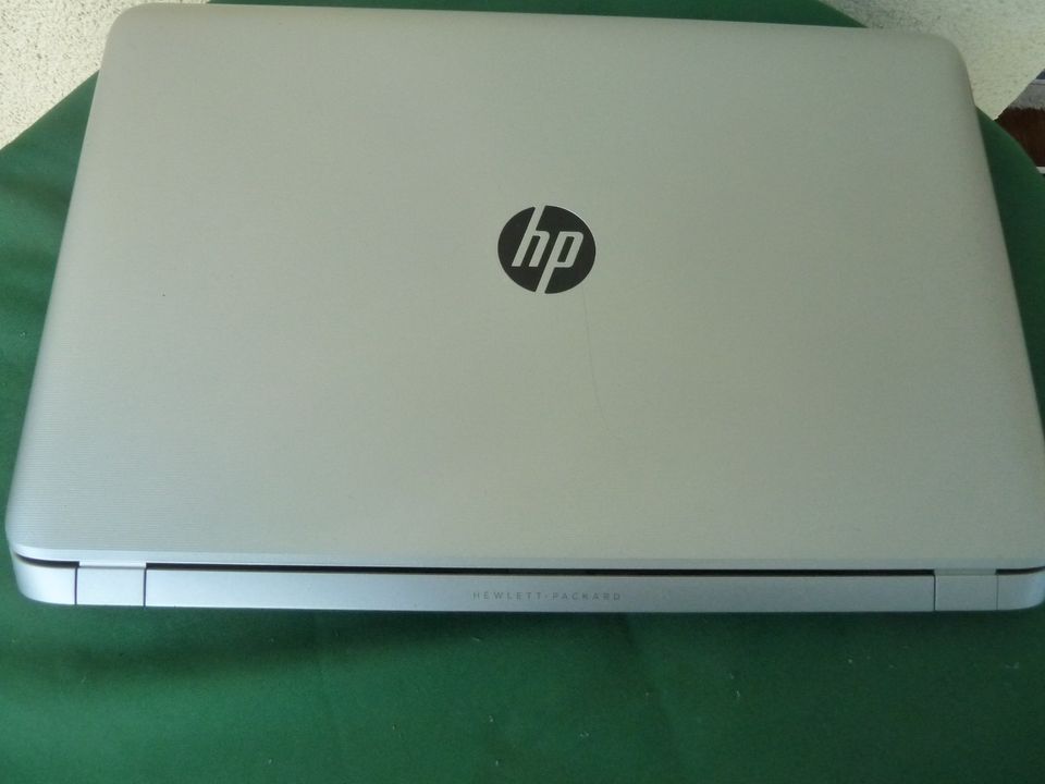 Laptop HP Pavilion beatsaudio 17 Zoll, AMD A4-6210 APU 1800 MHz. in Zorneding