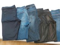 Jeans verschiedene Levis, Lee Bayern - Taufkirchen München Vorschau