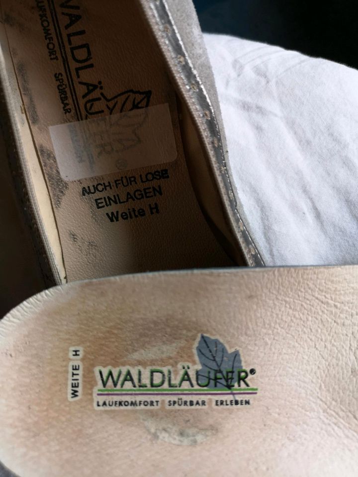 Waldläufer Schuhe Gr. 5 1/2, beige und bequem in Waldems