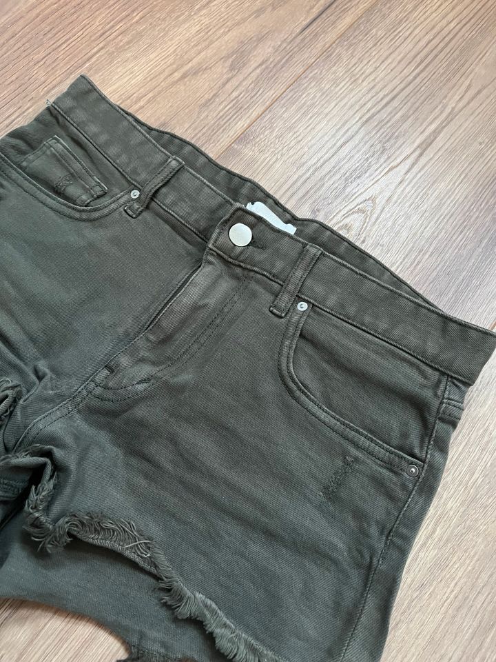 Jeans Shorts von H&M in Bielefeld