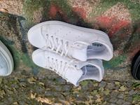 Adidas sportschuhe super Zustand Düsseldorf - Benrath Vorschau